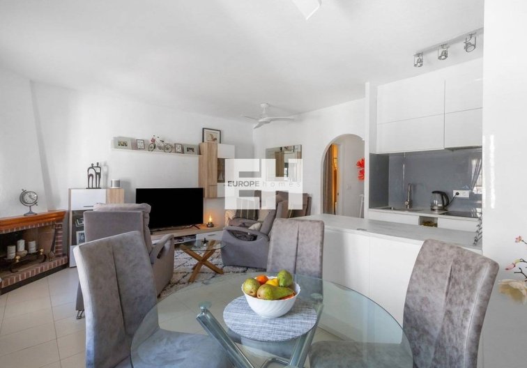 Segunda mano - villa - Torrevieja - La Mata