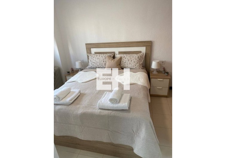 Segunda mano - villa - Torrevieja - La Mata