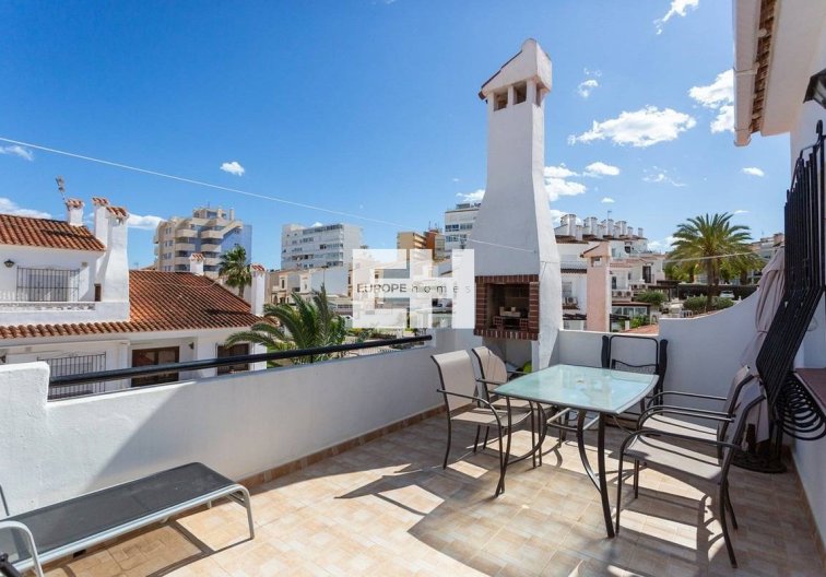 Segunda mano - villa - Torrevieja - La Mata