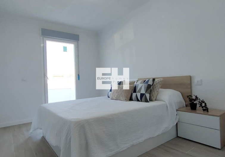 Segunda mano - town house - Torrevieja - Sector 25