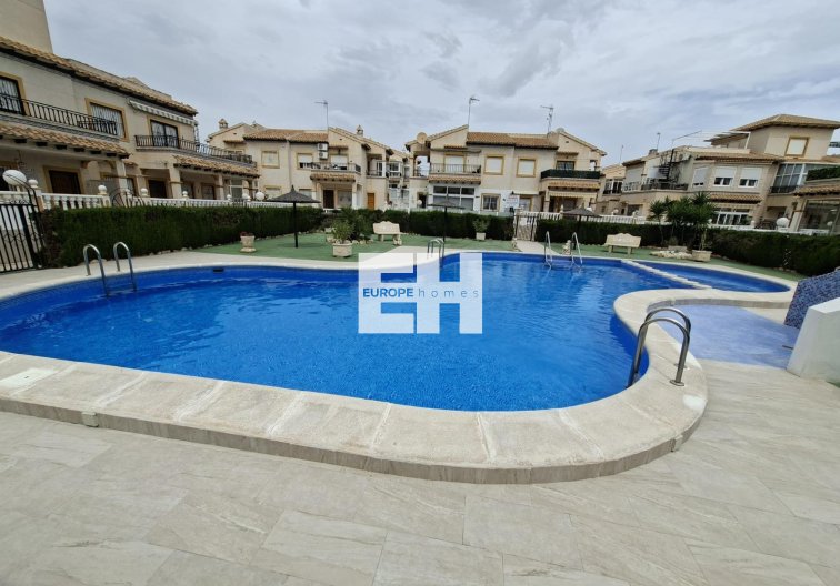 Segunda mano - Bungalow - Orihuela Costa - Punta Prima