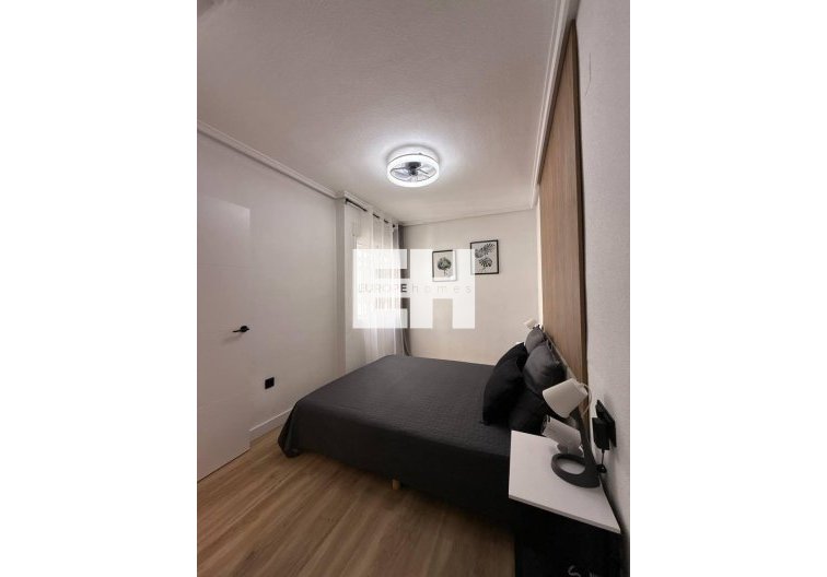 Segunda mano - Apartamento  - Torrevieja - Playa del Cura