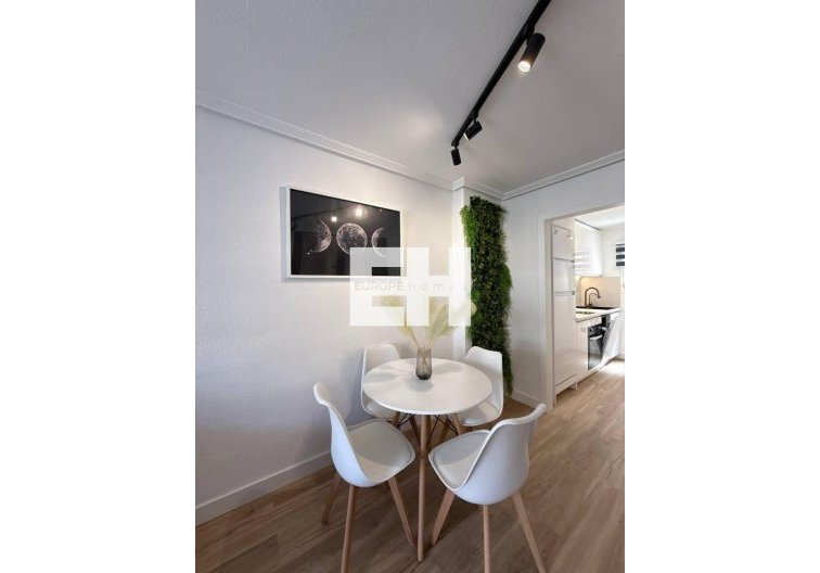 Segunda mano - Apartamento  - Torrevieja - Playa del Cura