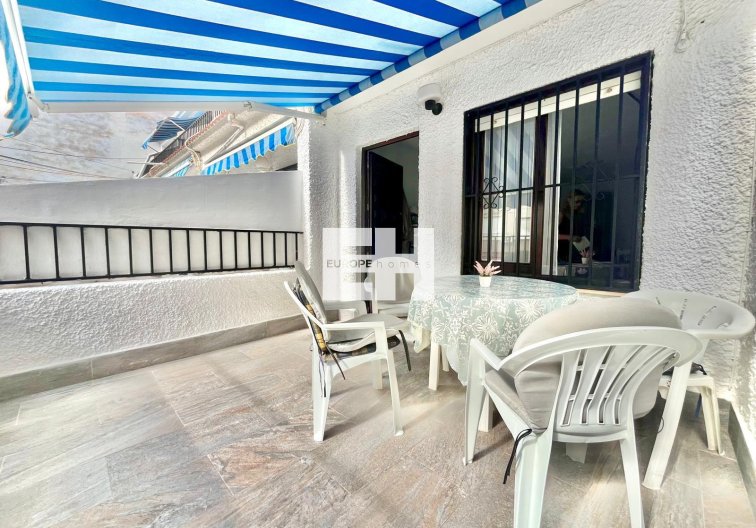 Segunda mano - Apartamento  - Torrevieja - Playa de los Locos