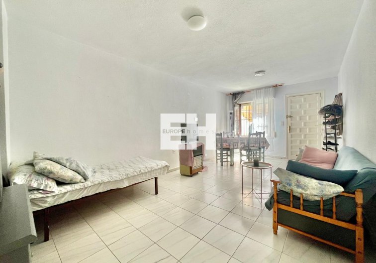 Segunda mano - Apartamento  - Torrevieja - Playa de los Locos
