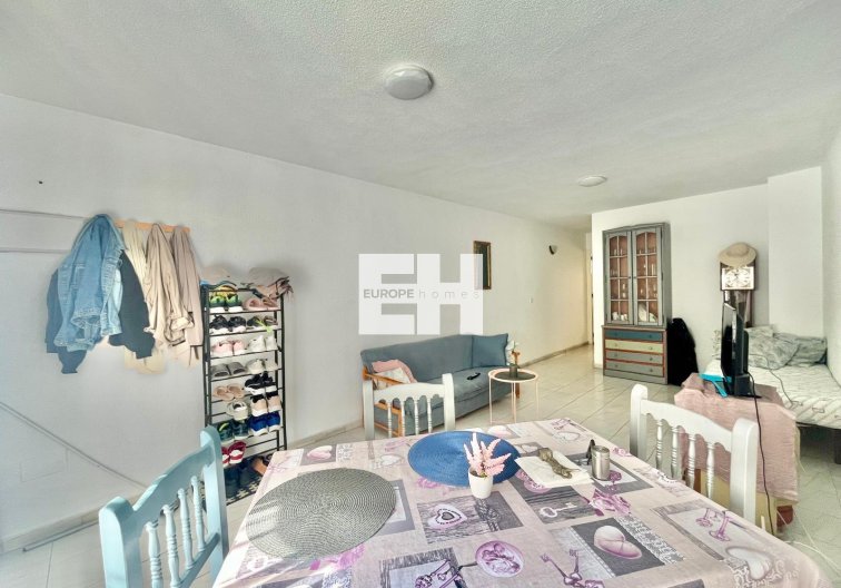 Segunda mano - Apartamento  - Torrevieja - Playa de los Locos
