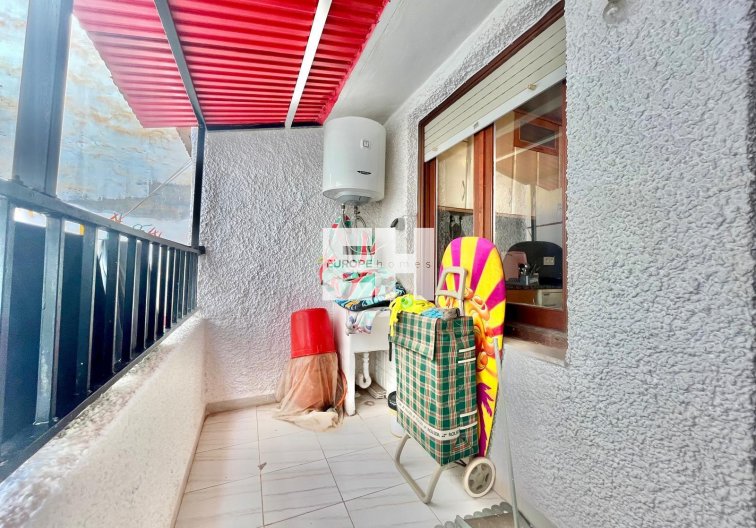 Segunda mano - Apartamento  - Torrevieja - Playa de los Locos