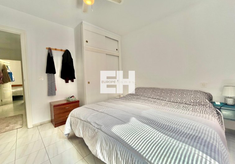 Segunda mano - Apartamento  - Torrevieja - Playa de los Locos