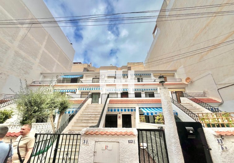 Segunda mano - Apartamento  - Torrevieja - Playa de los Locos