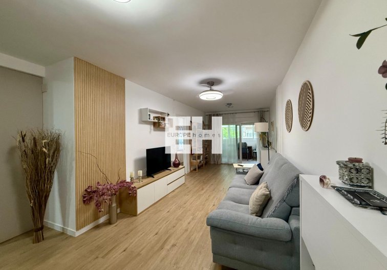 Segunda mano - Apartamento  - Torrevieja - Centro