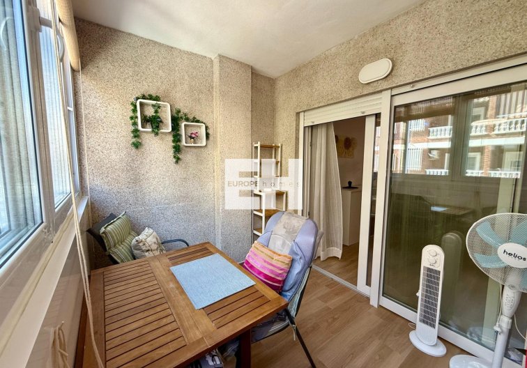 Segunda mano - Apartamento  - Torrevieja - Centro