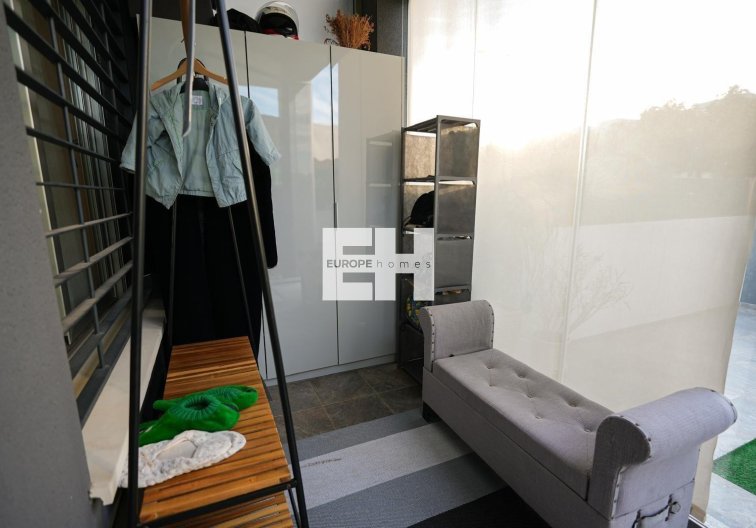 Segunda mano - town house - Torrevieja - Aguas Nuevas