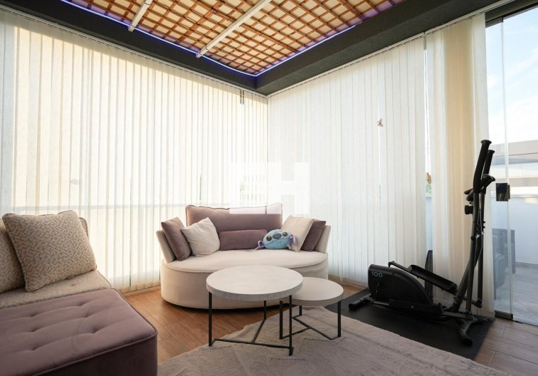 Segunda mano - town house - Torrevieja - Aguas Nuevas