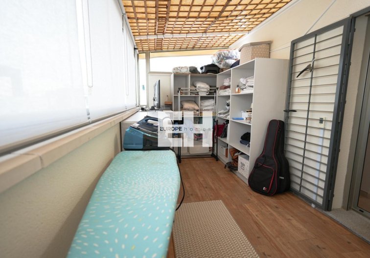 Segunda mano - town house - Torrevieja - Aguas Nuevas