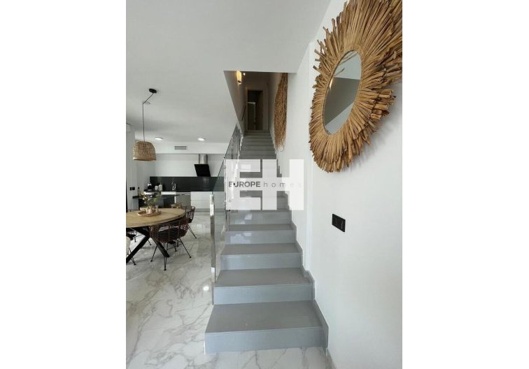 Resale - villa - Benijofar