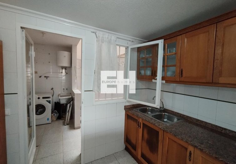 Segunda mano - Apartamento  - Torrevieja - HABANERAS PLAZA SANTA MARIA