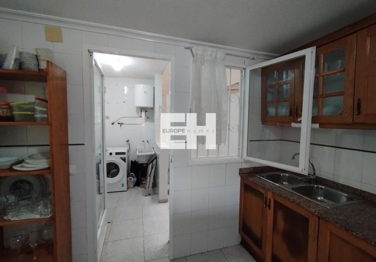 Segunda mano - Apartamento  - Torrevieja - HABANERAS PLAZA SANTA MARIA