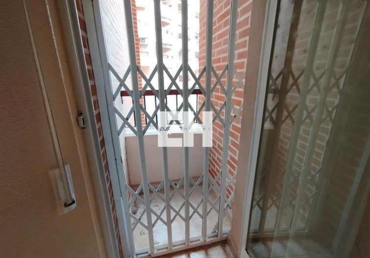 Segunda mano - Apartamento  - Torrevieja - HABANERAS PLAZA SANTA MARIA