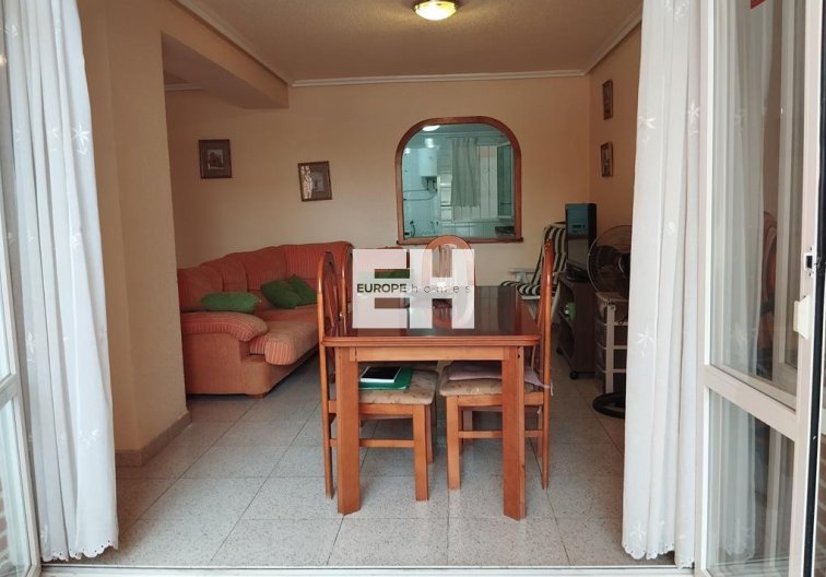 Segunda mano - Apartamento  - Torrevieja - HABANERAS PLAZA SANTA MARIA