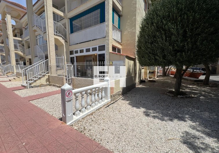 Segunda mano - Bungalow - Torrevieja - La Siesta - El Salado - Torreta