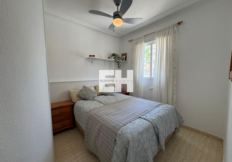 Segunda mano - Bungalow - Torrevieja - La Siesta - El Salado - Torreta