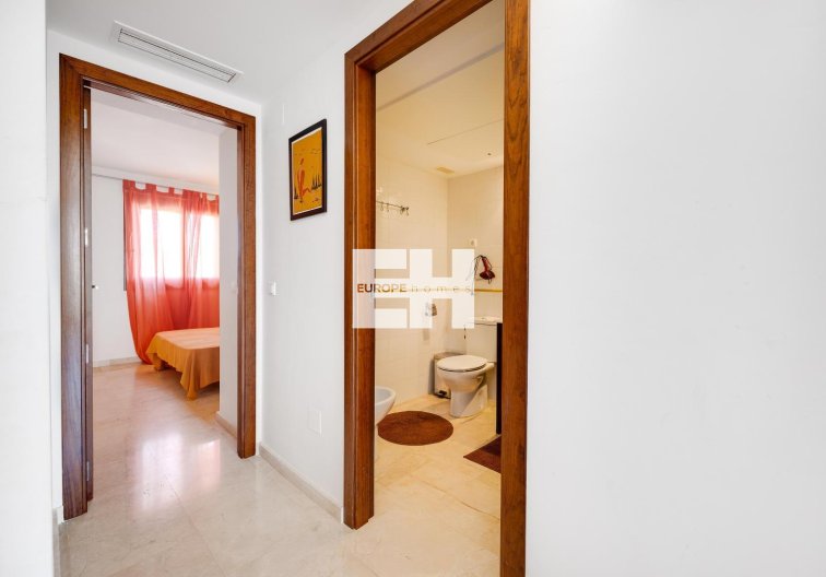 Segunda mano - Apartamento  - Torrevieja - Punta Prima