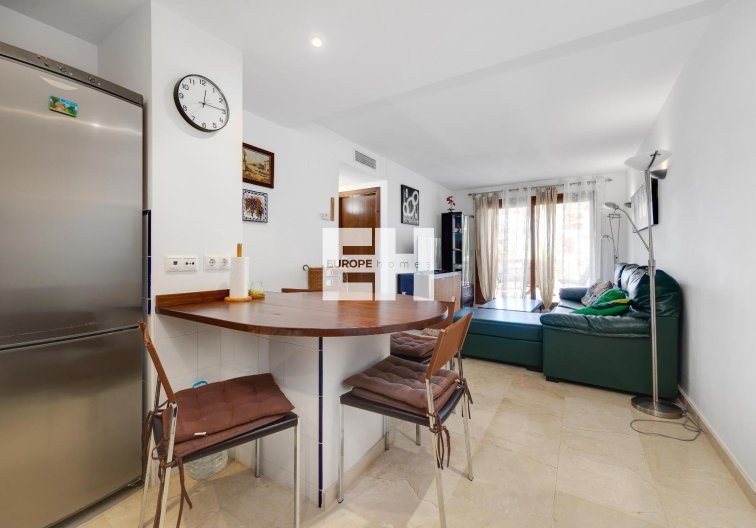 Segunda mano - Apartamento  - Torrevieja - Punta Prima