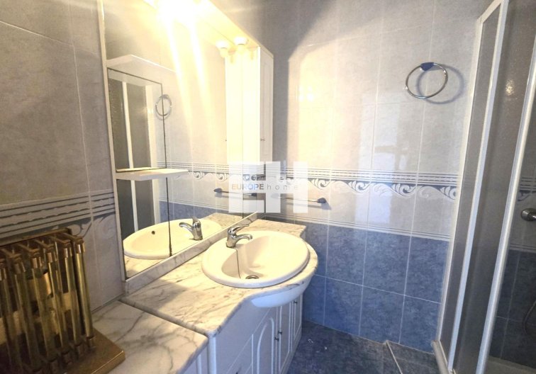 Segunda mano - Apartamento  - Torrevieja - Puerto Deportivo Marina Salinas