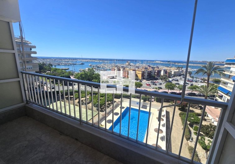 Segunda mano - Apartamento  - Torrevieja - Puerto Deportivo Marina Salinas