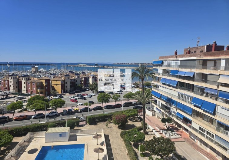 Segunda mano - Apartamento  - Torrevieja - Puerto Deportivo Marina Salinas