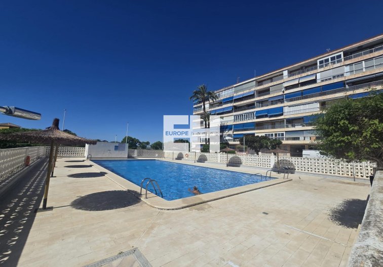 Segunda mano - Apartamento  - Torrevieja - Puerto Deportivo Marina Salinas
