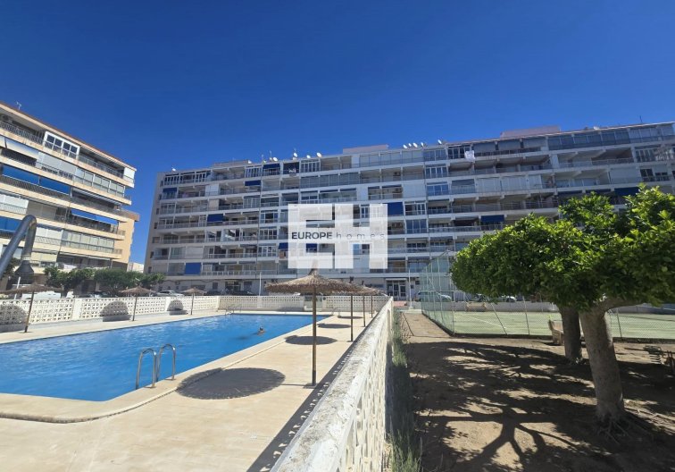 Segunda mano - Apartamento  - Torrevieja - Puerto Deportivo Marina Salinas