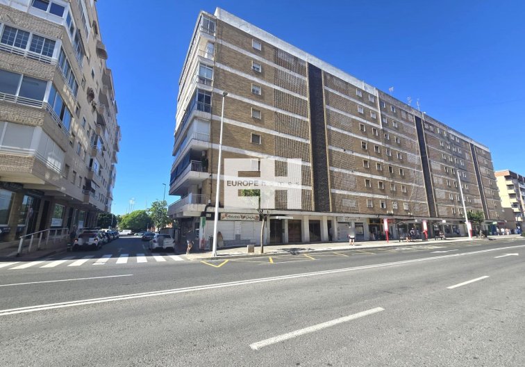 Segunda mano - Apartamento  - Torrevieja - Puerto Deportivo Marina Salinas
