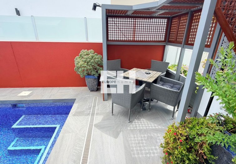 Segunda mano - villa - Los Montesinos - Costa Blanca
