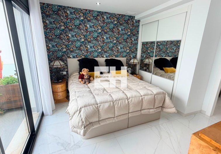 Segunda mano - villa - Los Montesinos - Costa Blanca