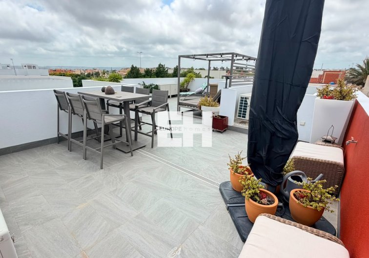 Segunda mano - villa - Los Montesinos - Costa Blanca