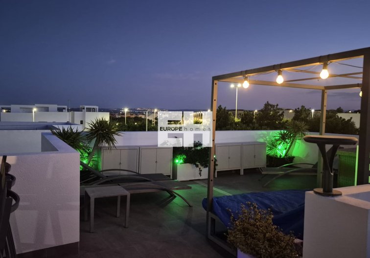 Segunda mano - villa - Los Montesinos - Costa Blanca