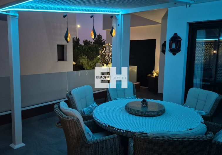 Segunda mano - villa - Los Montesinos - Costa Blanca