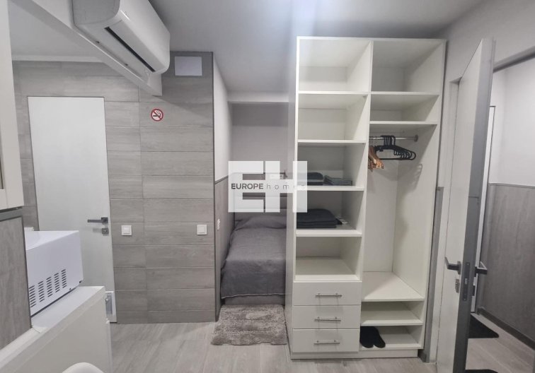 Segunda mano - Apartamento  - Torrevieja - Centro