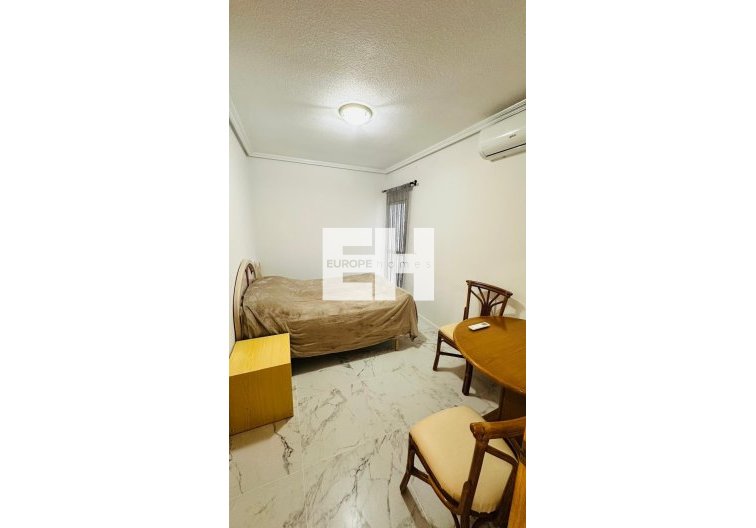 Segunda mano - Apartamento  - Torrevieja - Acequion