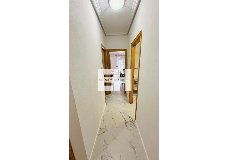 Segunda mano - Apartamento  - Torrevieja - Acequion
