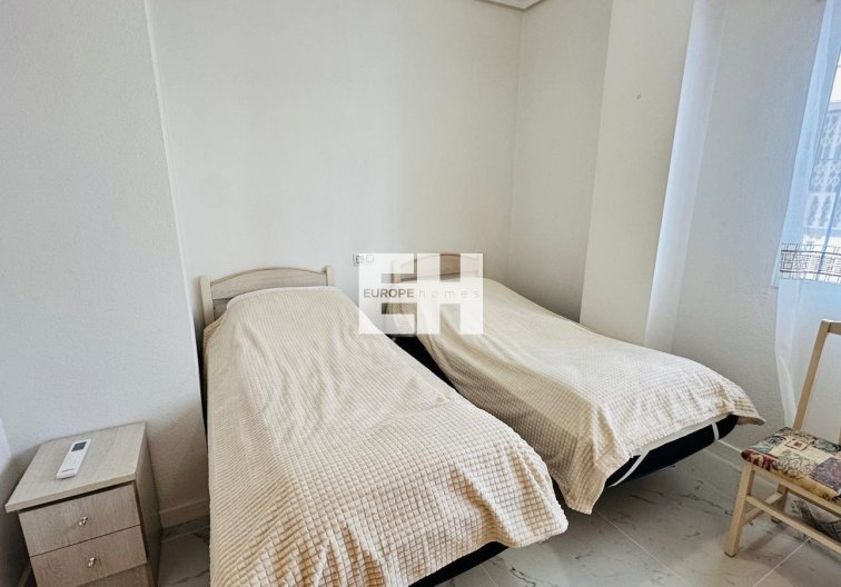 Segunda mano - Apartamento  - Torrevieja - Acequion