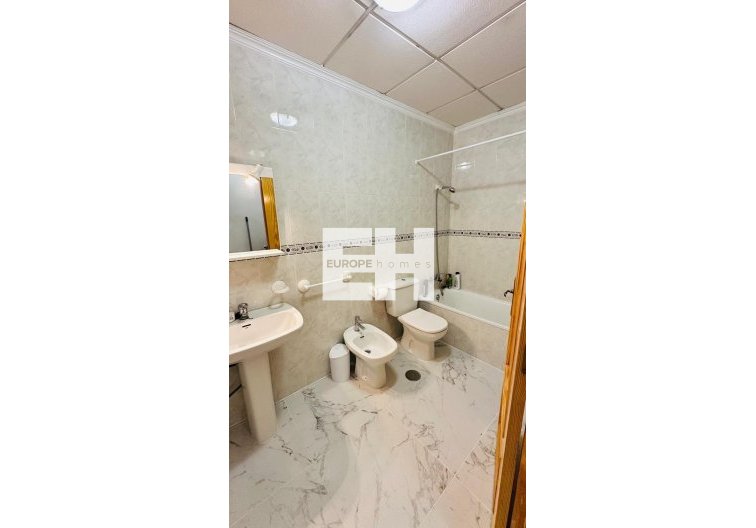 Segunda mano - Apartamento  - Torrevieja - Acequion