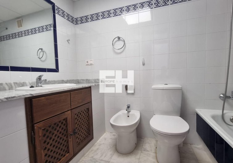 Segunda mano - Apartamento  - Torrevieja - Los Frutales
