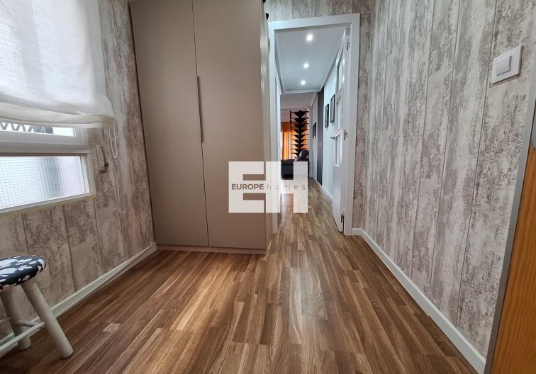 Segunda mano - Apartamento  - Torrevieja - Centro