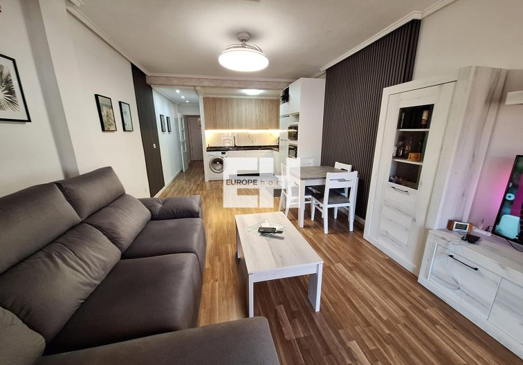 Segunda mano - Apartamento  - Torrevieja - Centro