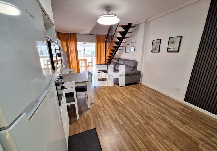Segunda mano - Apartamento  - Torrevieja - Centro
