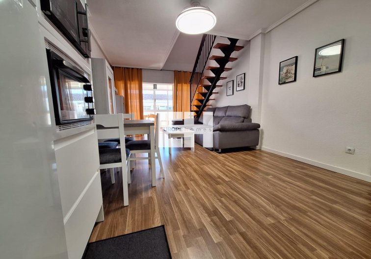 Segunda mano - Apartamento  - Torrevieja - Centro