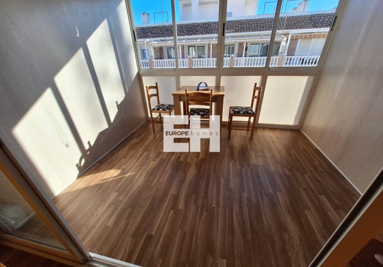 Segunda mano - Apartamento  - Torrevieja - Centro