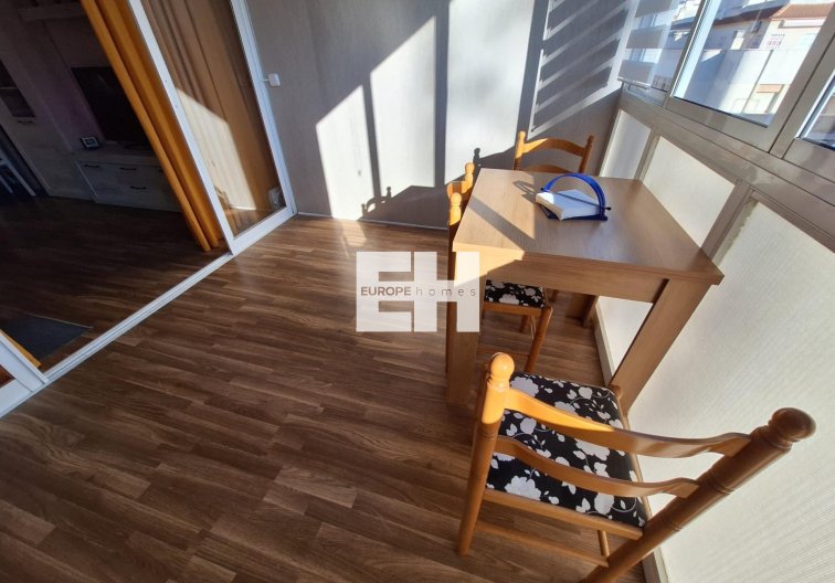 Segunda mano - Apartamento  - Torrevieja - Centro